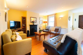 Dingle Town Cottage - Tigh Peig